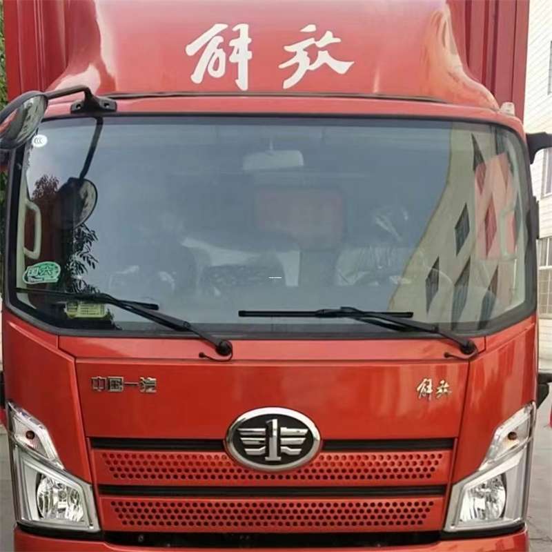 南岸区塔什库尔干县：物流专线的高效货运之旅