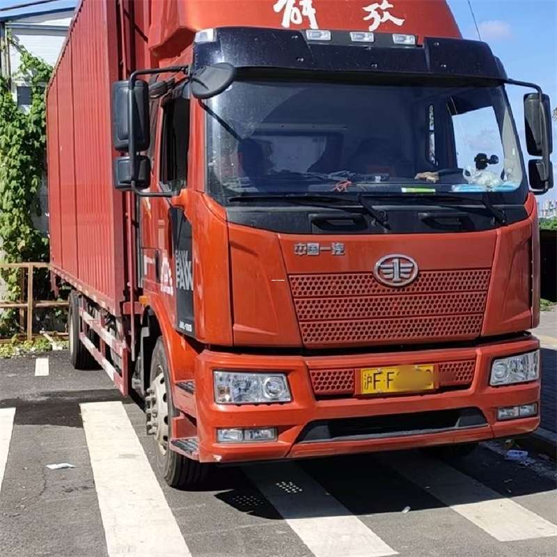 南岸区罗平县进仓物流：专线直达的多元货运之旅